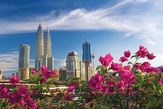 Kuala Lumpur Notable Landmarks & City Highlights Tour - Thean Hou Temple: Chinese religious architecture in a calm visit window