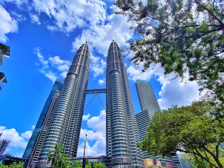 Kuala Lumpur: Petronas Twin Towers Entry E-Ticket - Price and Value: When $33 Feels Fair and When It Doesn’t