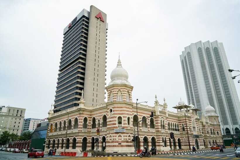 Kuala Lumpur: Private custom walking tour with a local guide - The sightseeing walk: pace, comfort, and how the guide keeps it human