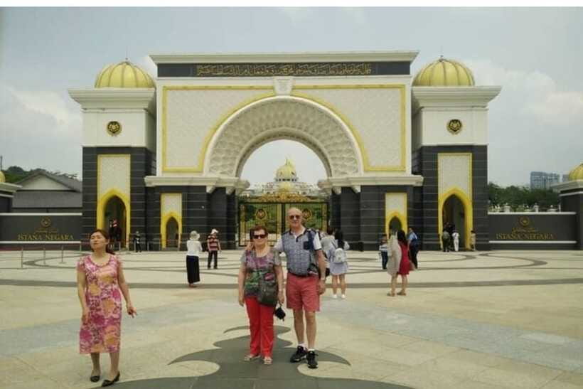 Kuala Lumpur: Private custom walking tour with a local guide - Who this tour suits best, and who should reconsider