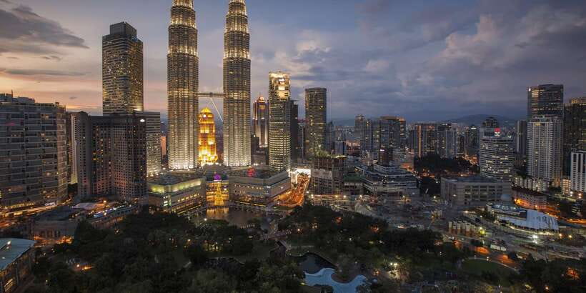 Kuala Lumpur: Private Customized Walking Tour with a Local - Learning how to get around, step by step