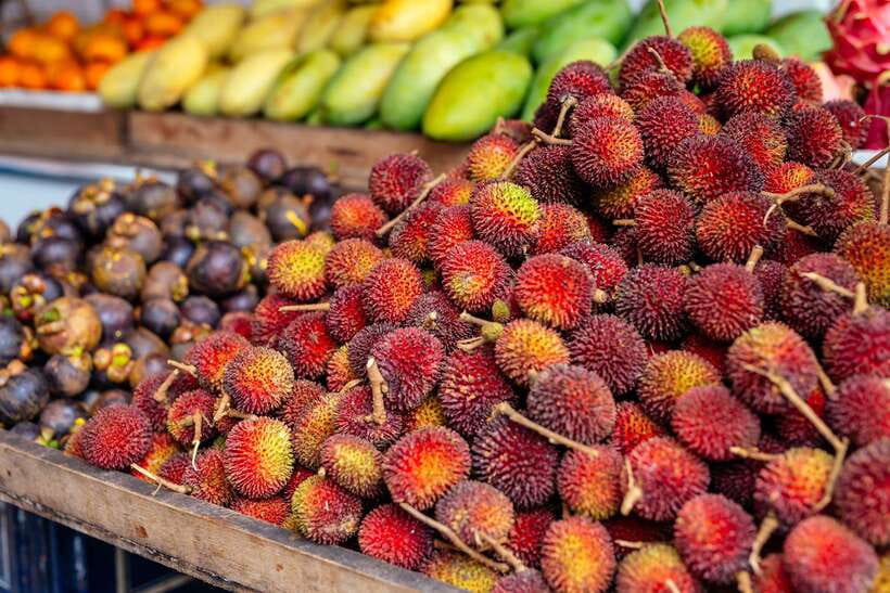 Kuala Lumpur: Private Food Tour – 10 Tastings with Locals - Should you book this Kuala Lumpur private food tour?
