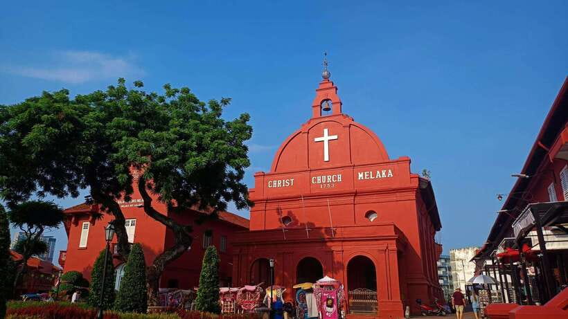 Kuala Lumpur: Private Malacca Night Tour w/Cruise & Trishaw - Who this private Malacca night tour suits