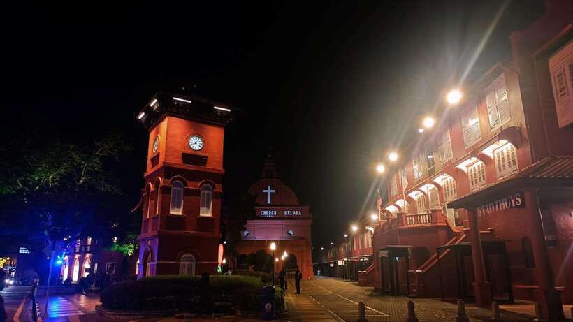 Kuala Lumpur: Private Malacca Night Tour w/Cruise & Trishaw - Pickup, WhatsApp, and timing from Bukit Bintang