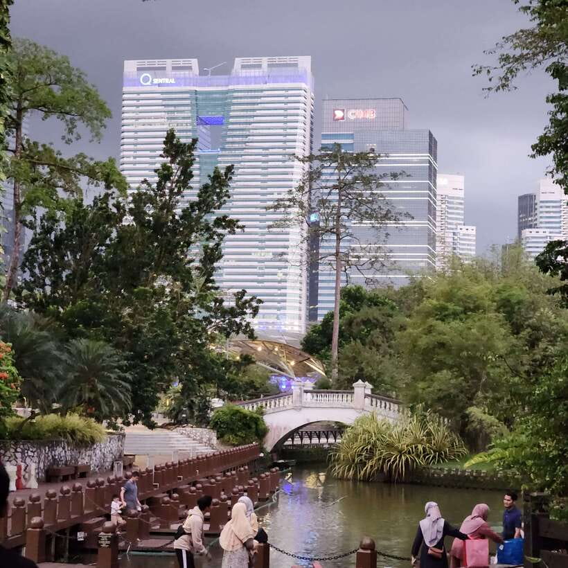 Kuala Lumpur: Private Sightseeing Tour with Pickup - Pickup, the car ride, and how to get the most from a private format