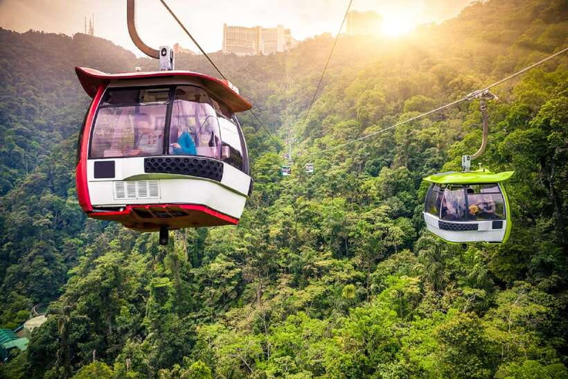Kuala Lumpur: Private Tour to Genting Highland & Batu Caves - Shopping at Genting: over 80 shops and how to spend smart