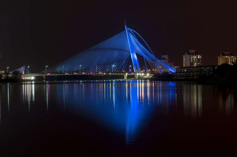 Kuala Lumpur: Putrajaya City Tour with Lake Cruise - Price and value: is $71 worth your time?