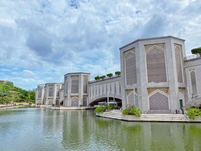 Kuala Lumpur: Putrajaya Tour Half Day Tour [Shared/Private] - Price and Value: Is $45 Worth It?