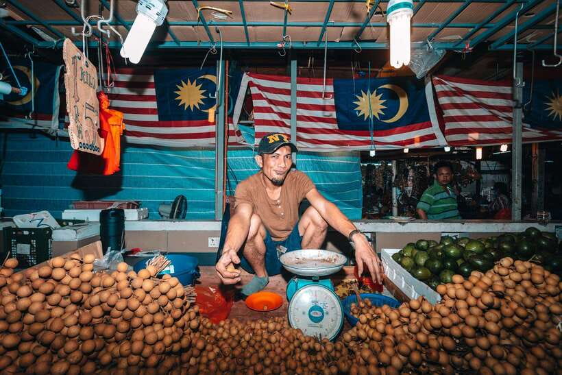 Kuala Lumpur: Sambal Street Food Tour with 15+ Tastings - Why this KL Sambal Street Food Tour feels like a smart shortcut