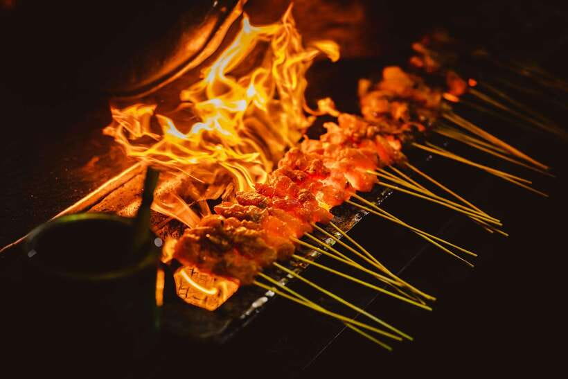 Kuala Lumpur: Sambal Street Food Tour with 15+ Tastings - Sambal side quests: grilled fish, banana leaves, and spicy-sweet contrasts