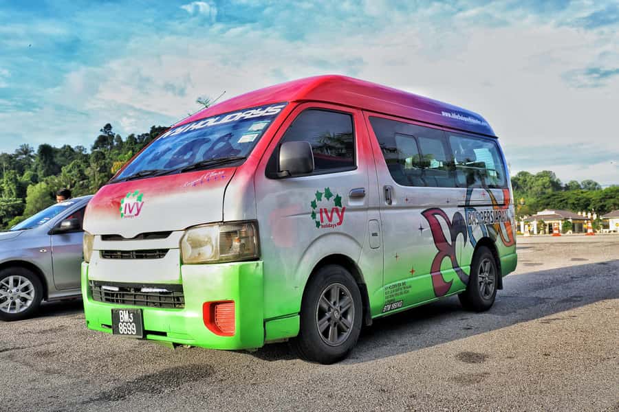 Kuala Lumpur: Sightseeing by Private Vehicle with Driver - Guides in the driver’s seat: the names guests kept praising