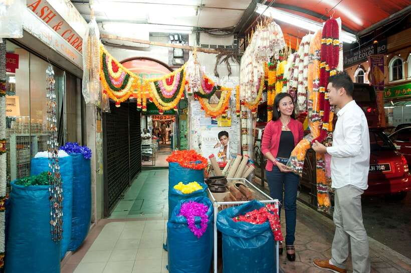 Kuala Lumpur: Street Market Exploration & Shopping Tour - What to Know About Food, Snacks, and What You Should Bring