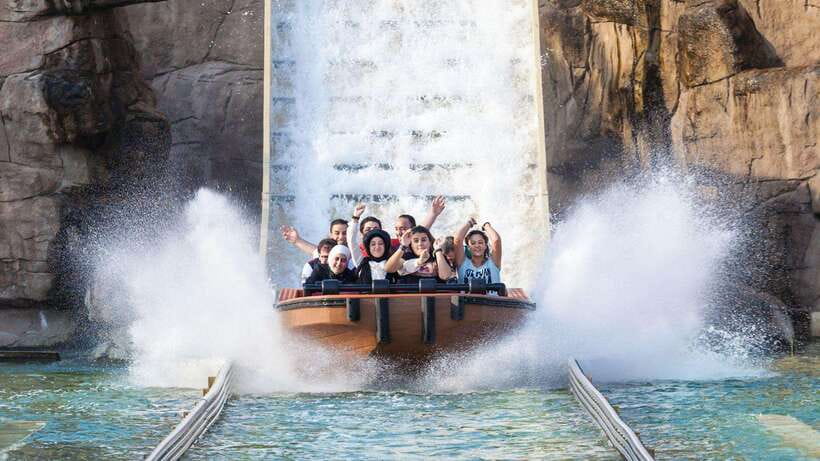 Kuala Lumpur: Sunway Lagoon Theme Park Ticket with Transfer - Nickelodeon Lost Lagoon, tropical water fun for all ages
