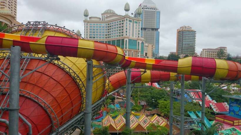 Kuala Lumpur: Sunway Lagoon Theme Park Ticket with Transfer - Pacing your day in 8 hours without feeling rushed