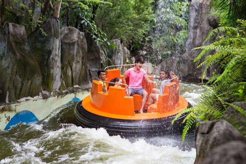 Kuala Lumpur: Sunway Lagoon Ticket & 1-Way Transfer - What to pack for comfort, not just swim time