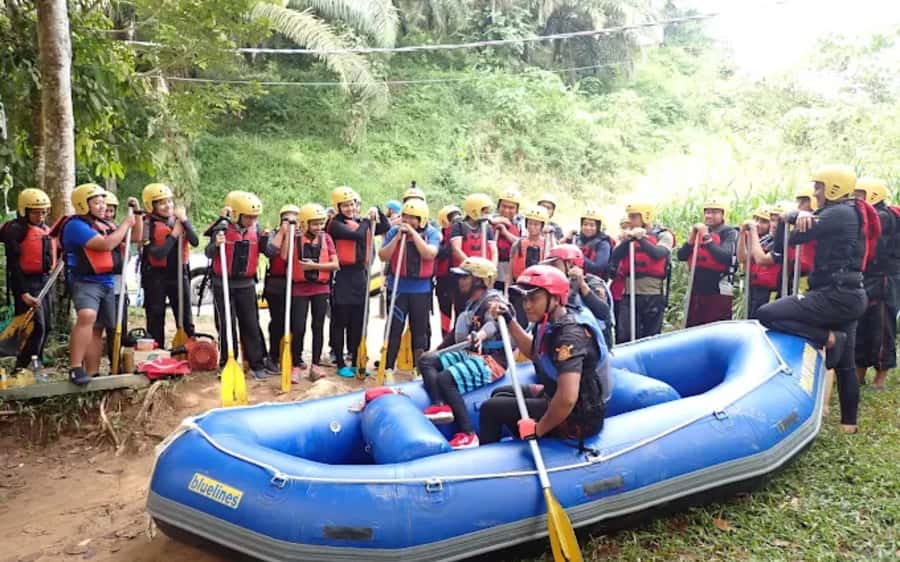 Kuala Lumpur: Taman Negara National Park Teras Waterfall - Lunch, downtime, and the rhythm of a long day