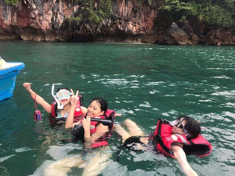 Langkawi: Dangli Island or Pulau Intan Kecil Snorkeling Tour - The private speedboat ride: what you gain, and what to bring your attention to