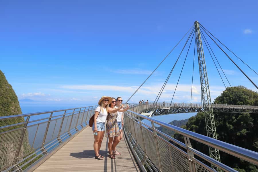 Langkawi: Half- or Full-Day Private Car Tour of Highlights - Practical tips for getting a smoother, better day