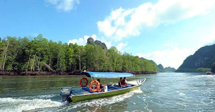 Langkawi: Island Hopping Shared Boat Tour - Jeti Teluk Baru Start: The Fast Ride That Sets the Tone