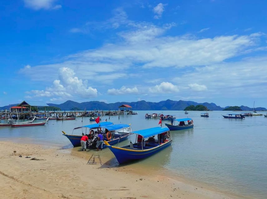 Langkawi: Island Hopping Shared Boat Tour - Pulau Singa Besar and the Beach Stop: Where the Wildlife Shows Up