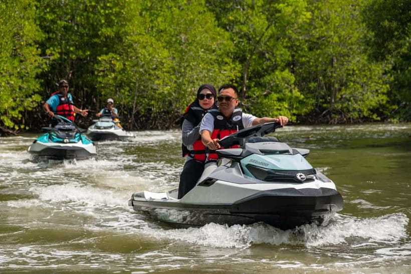 Langkawi: Jet Ski Tour UNESCO Kilim Geopark Free Video - Talam Dua Muka Island and the 2 Face Beach Break