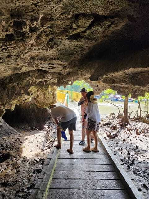 Langkawi : Kilim Mangrove Boat & Fun Kayak Tour with Lunch - FAQ