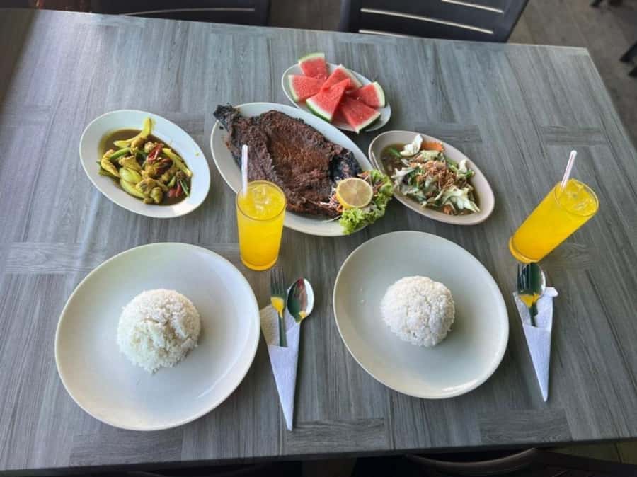 Langkawi Mangrove Tour : Estimated 2 hours Lunch Available - Crocodile Cave (Gua Buaya): the tide rule is real