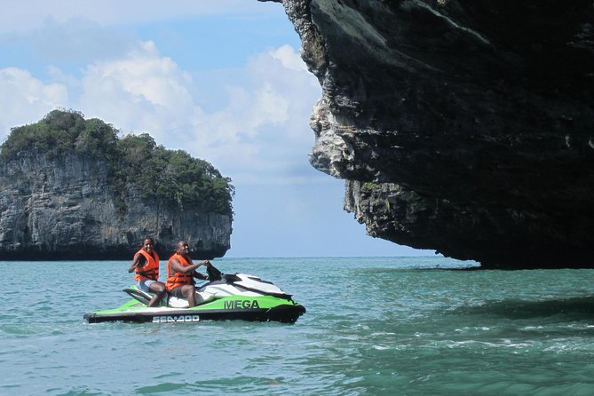 Langkawi : Premium Jet Ski Tour Including Dayang Bunting Island - The ride toward the Langkawi Fjords: fast views, rocky edges, and real sea conditions