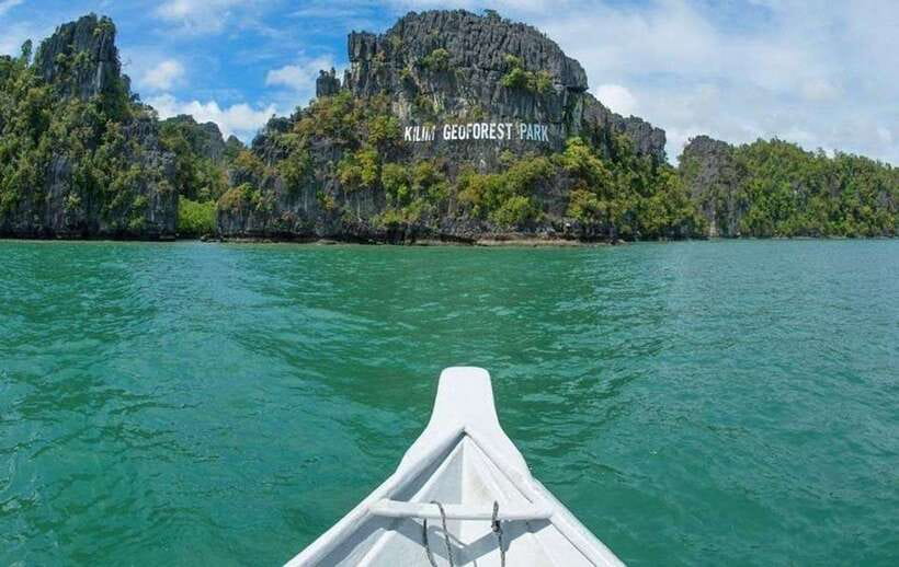 Langkawi: Tanjung Rhu Mangrove Speedboat Tour - Speedboat Through Tanjung Rhu: Calm Water, Quick Wildlife Moments