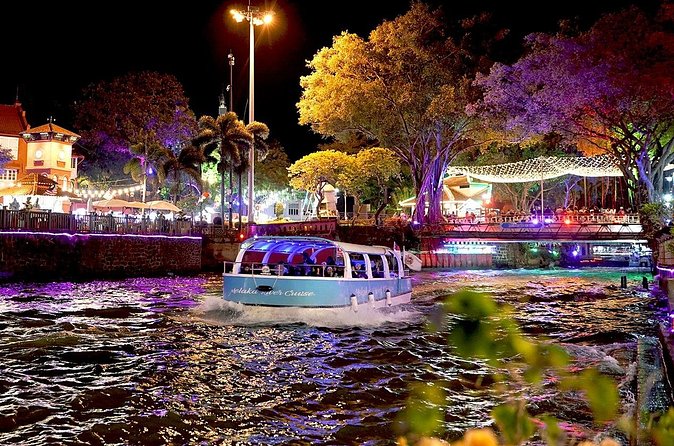 "Malacca After Dark: A Nighttime Adventure Through History" - Comfort, fitness, and night logistics you should plan for