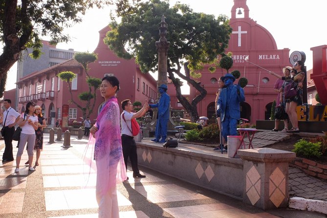 Malacca Historical Private Tour With Personal Chauffeur - Cheng Hoon Teng Temple: a quick, respectful stop with faith blending in plain sight