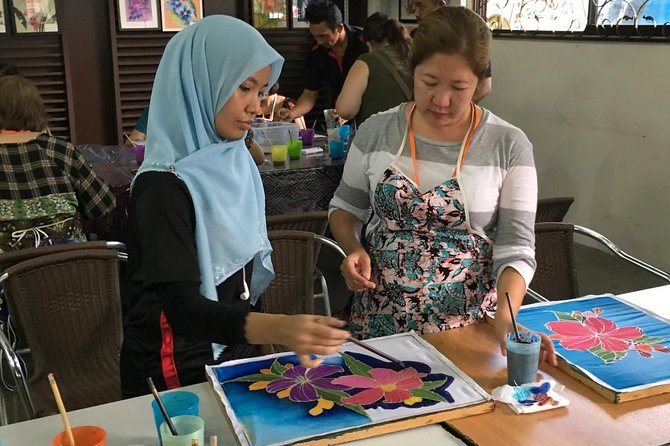 Malaysian Batik Experience-Handkerchief - Canting Waxing: The Traditional Step That Makes It Feel Real