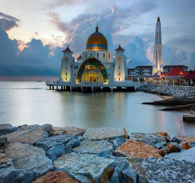 Melaka: Private Full-Day City Tour - Red Square to Christ Church and St Peter’s Church, Quick Wins for Photos