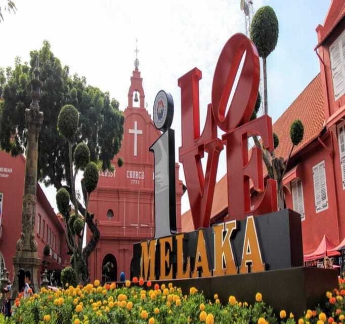 Melaka: Private Full-Day City Tour - Practical Tips for Heat, Rain, and Comfortable Shoes