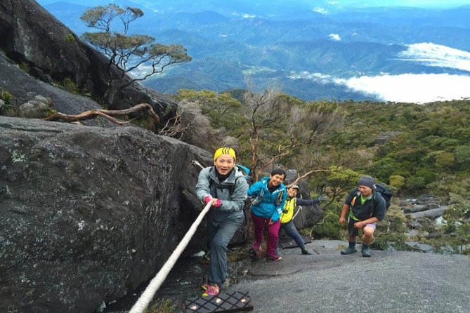 Mount Kinabalu Climbing 2 Days 1 Night - Day 1: Timpohon Gate to Laban Rata, where pace matters