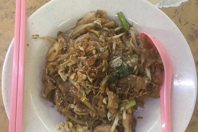 Penang: Afternoon Walking Foods Tour - Muntri Street heritage walk: murals, architecture, and feng shuls