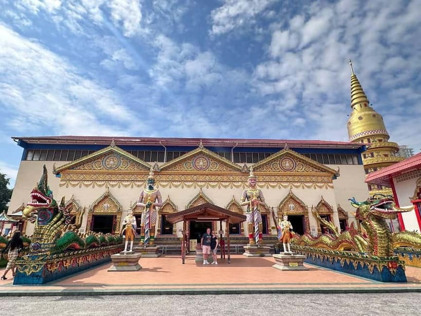 Penang: Fascinating 5-Hour Private Local Tour - Kek Lok Si Temple: where your driver’s guidance helps you see more