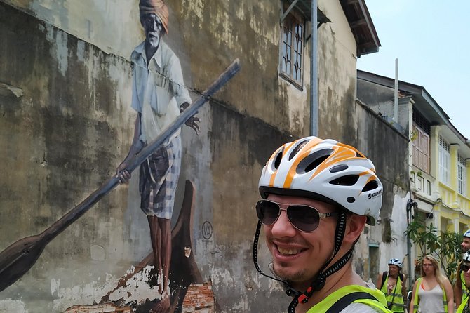 Penang George Town All-In-One Heritage Tour By Bicycle & Trishaw (Metro Bike) - Fort Cornwallis: British fort geometry plus cannon context