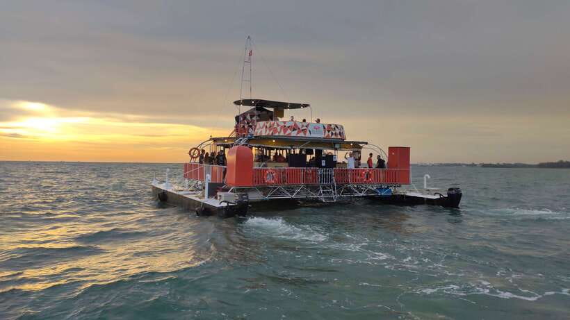 Port Dickson: Breathtaking Dickson Dragon Sunset Cruise - What the saltwater jacuzzi actually is, and how to use it