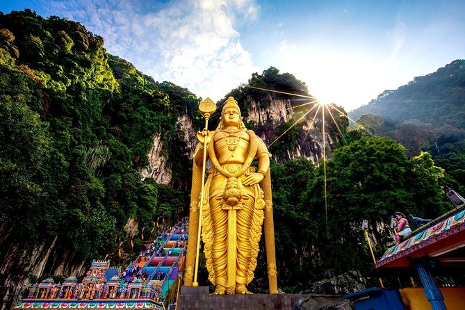 Private Genting Highland Tour With Cable Car Ride & Batu Caves - Batu Caves: Culture, 272 Steps, and the Dress Code