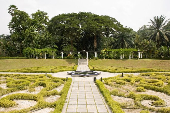 Private Half-Day Kuala Lumpur City Exploration Tour - National Monument: WWII Remembrance Plus Culture Exhibits