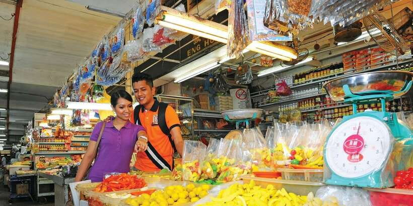 Private Half Day Penang Tasty Local Street Food Tour - Savory Tastings You Can Expect, From Fritters to Pork Rolls