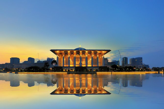 Private Half-Day Putrajaya Tour with Lake Cruise from Kuala Lumpur - Taman Warisan Agricultural Heritage Park, rubber tapping and fruit trees