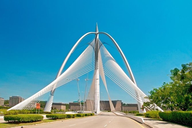 Private Half-Day Putrajaya Tour with Lake Cruise from Kuala Lumpur - The drive by Sepang Formula 1 Circuit