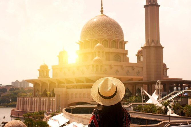 Private Half-Day Putrajaya Tour with Lake Cruise from Kuala Lumpur - The rose-domed Putra Mosque stop (and why it is worth lingering)