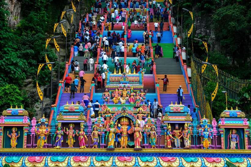 Private KL City Tour with Petronas Twin Towers & Batu Caves - Petronas Twin Towers: Observation Deck and Skybridge Time