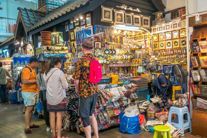 Private Kuala Lumpur Night Market And Food Tour - Buffet dinner: how to eat well without overthinking it