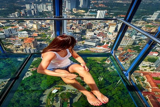 Private Kuala Lumpur Photographic Tour With Petronas Towers & Sky Box K.L Tower - Petronas Twin Towers skybridge and Observation Deck photos