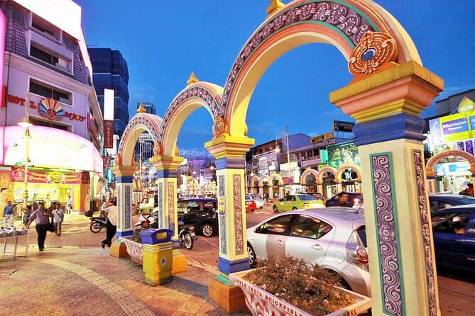 Private Night Tour : Kuala Lumpur Heritage Under The Lights - Your 6 pm KL night loop: how the timing feels