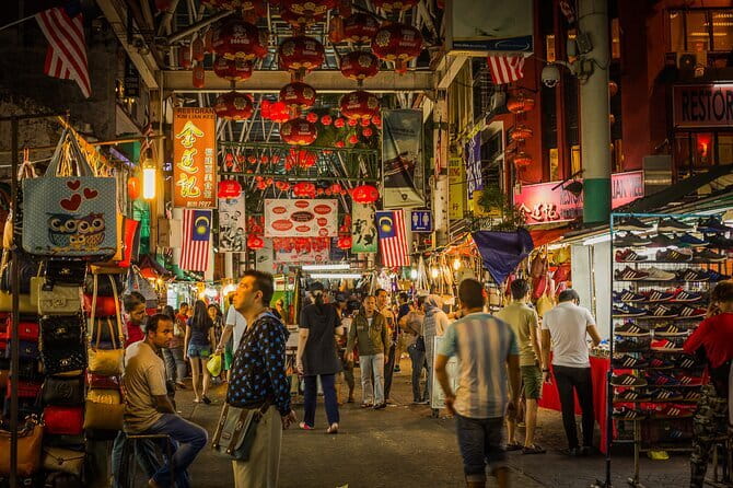Private Night Tour : Kuala Lumpur Heritage Under The Lights - Chan See Shu Yuen Temple: courtyards and Chinese-style exterior detail